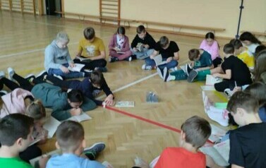 Noc w bibliotece 1