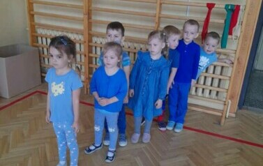 Niebieskie Igrzyska w przedszkolu 45