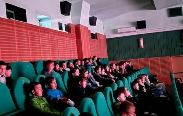 Wycieczka do kina klas 4ab, 5, 7-1.10.2024 1