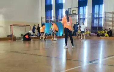 Powiatowe Igrzyska Dzieci w unihokej-25.11.2024 3