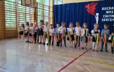 Dzień Mamy i Taty u Słoneczek i Motylk&oacute;w-28.05.2025 3