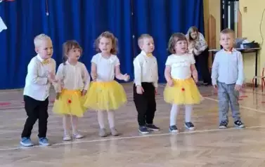 Dzień Mamy i Taty u Słoneczek i Motylk&oacute;w-28.05.2025 13