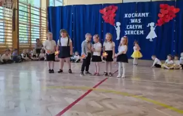 Dzień Mamy i Taty u Słoneczek i Motylk&oacute;w-28.05.2025 25