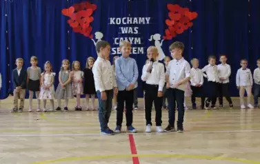 Dzień Mamy i Taty u Krasnali i S&oacute;wek-29.05.2025 61