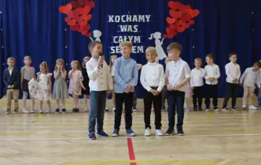 Dzień Mamy i Taty u Krasnali i S&oacute;wek-29.05.2025 63