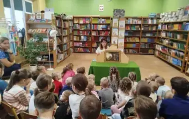 Pierwsza wizyta w bibliotece 12