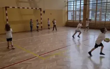 Zajęcia sportowe u "Krasnali" 17