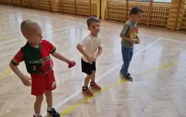 Zajęcia sportowe u "Krasnali" 21