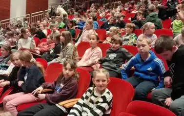 Wycieczka do siedziby Państwowego Zespołu Ludowego "Mazowsze"  1