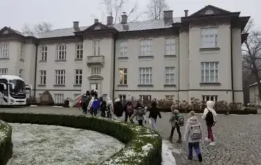 Wycieczka do siedziby Państwowego Zespołu Ludowego "Mazowsze"  84