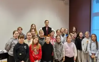 Wycieczka do siedziby Państwowego Zespołu Ludowego "Mazowsze"  85
