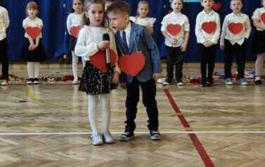 Dzień Babci i Dziadka u "Krasnali" i "S&oacute;wek" 17