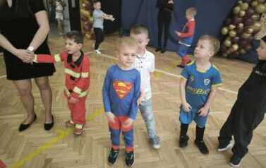 Bal choinkowy przedszkolak&oacute;w i klas I-III 72