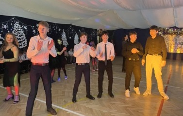 Bal choinkowy klas 4-8 41