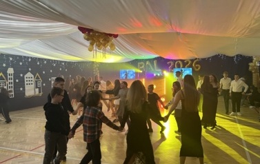 Bal choinkowy klas 4-8 50