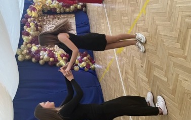 Bal choinkowy klas 4-8 53