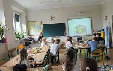 Warsztaty ekologiczne dla klas I-III "O czystości w&oacute;d" 25
