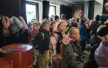 Wycieczka klas 0-III do kina w Sochaczewie 21