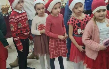 Mikołajki i kiermasz mikołajkowy - 6.12.2022 18