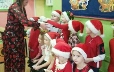 Mikołajki i kiermasz mikołajkowy - 6.12.2022 25