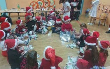 Mikołajki i kiermasz mikołajkowy - 6.12.2022 31