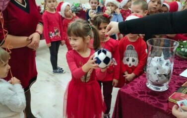 Mikołajki i kiermasz mikołajkowy - 6.12.2022 35