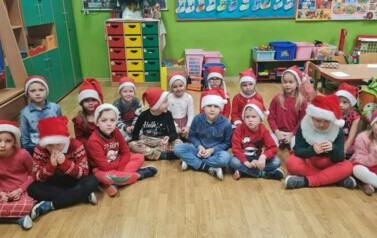 Mikołajki i kiermasz mikołajkowy - 6.12.2022 41