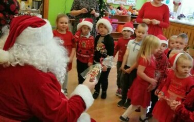 Mikołajki i kiermasz mikołajkowy - 6.12.2022 44