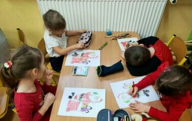 Mikołajki i kiermasz mikołajkowy - 6.12.2022 52