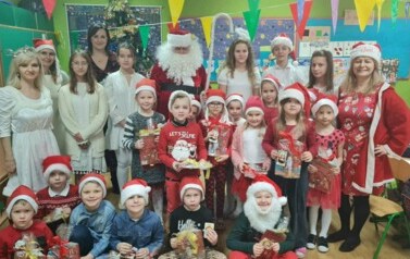 Mikołajki i kiermasz mikołajkowy - 6.12.2022 57
