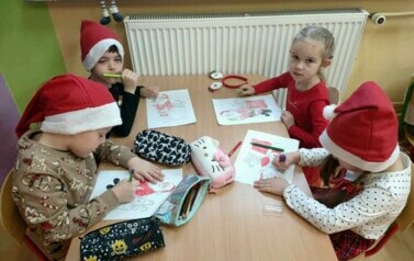 Mikołajki i kiermasz mikołajkowy - 6.12.2022 60