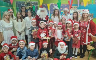Mikołajki i kiermasz mikołajkowy - 6.12.2022 62
