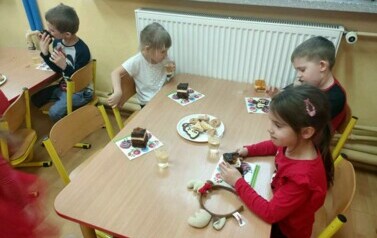 Mikołajki i kiermasz mikołajkowy - 6.12.2022 65