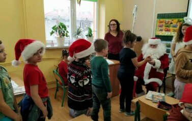 Mikołajki i kiermasz mikołajkowy - 6.12.2022 82