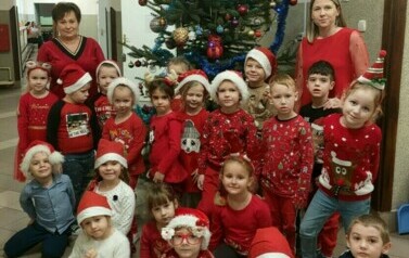 Mikołajki i kiermasz mikołajkowy - 6.12.2022 131