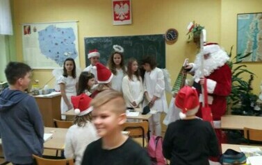 Mikołajki i kiermasz mikołajkowy - 6.12.2022 132