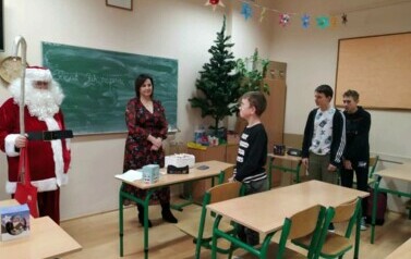 Mikołajki i kiermasz mikołajkowy - 6.12.2022 143
