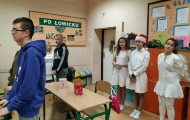Mikołajki i kiermasz mikołajkowy - 6.12.2022 144