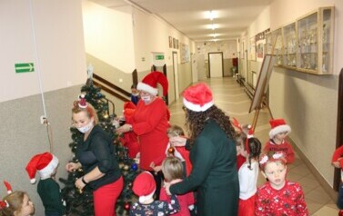 Mikołajki w przedszkolu - 4.12.2020 112