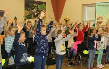 Kubuś idzie do szkoły - przedstawienie profilaktyczne - 24.10.2019 40