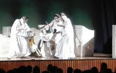 Z wizytą w teatrze 5