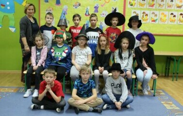 Andrzejki w przedszkolu i klasach I-III 93