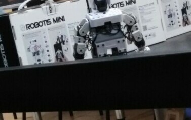 "W świecie robot&oacute;w" 52