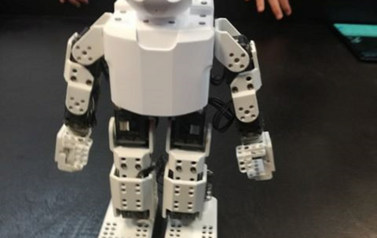 "W świecie robot&oacute;w" 89