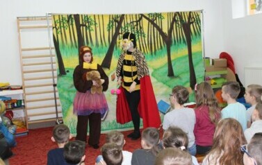 Przedstawienie profilaktyczne dla klas I-III - 2.03.2020 13