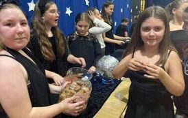 Dyskoteka andrzejkowa 37