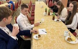 Międzyszkolna debata pt ,,Wsp&oacute;lna przestrzeń szacunku&rsquo;&rsquo; 8