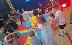 Bal choinkowy przedszkolak&oacute;w i klas I-III 1