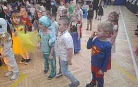 Bal choinkowy przedszkolak&oacute;w i klas I-III 16