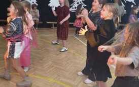 Bal choinkowy przedszkolak&oacute;w i klas I-III 114